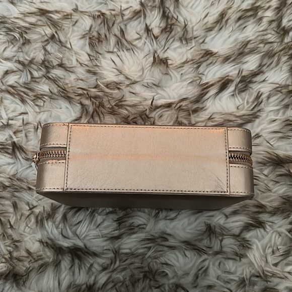 Kendra Scott Jewelry Kendra Scott Rose Gold Travel Case Poshmark